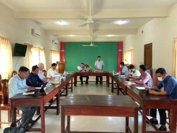 ប្រជុំពិភាក្សាជាមួយថ្នាក់ដឹកនាំ មន្រ្តីទទួលបន្ទុកសហគមន៍កសិកម្ម មន្រ្តីទទួលបន្ទុកសុខភាពសត្វ និងផលិតកម្មសត្វ