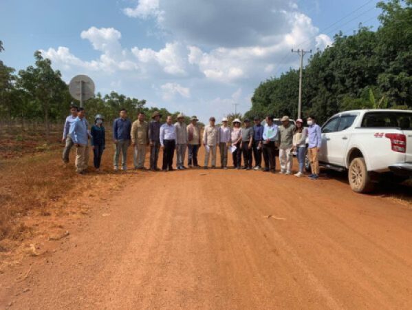 អមដំណើរជាមួយប្រតិភូធនាគារអភិវឌ្ឍន៍អាស៊ី (ADB)​ ដើម្បីទស្សន:កិច្ចសិក្សា ត្រួតពិនិត្យ និងវាយតម្លៃផលប៉ះពាល់បរិស្ថាន ​និងសង្គម នៅលើផ្លូវថ្នល់១កន្លែងប្រវែង ១២,៥ គីឡូម៉ែត្រ នៅខេត្តត្បូងឃ្មុំ