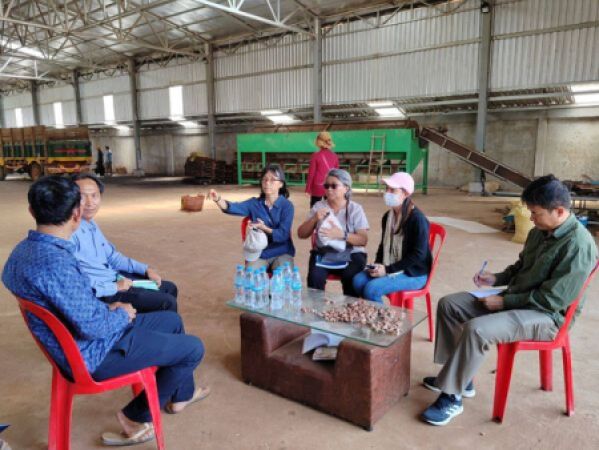 ដំណើរជាមួយប្រតិភូ ធនាគារអភិវឌ្ឍន៍អាស៊ី (ADB) ដើម្បីទស្សន:កិច្ចសិក្សា ត្រួតពិនិត្យ និងវាយតម្លៃផលប៉ះពាល់បរិស្ថាន និងសង្គម ចំពោះផ្លូវថ្នល់ចំនួន០២កន្លែង និងសិប្បកម្មកសិកម្ម