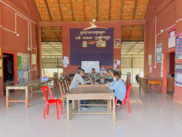 ត្រួតពិនិត្យ និងតាមដានវឌ្ឍនៈភាព ការងារកិច្ចការពារសុវត្ថិភាពបរិស្ថាននឹងសង្គម និងយេនឌ័រ ក្នុងការសាងសង់ផ្លូវជនបទក្រាលកៅស៊ូ សរុបចំនួន០៣ខ្សែ