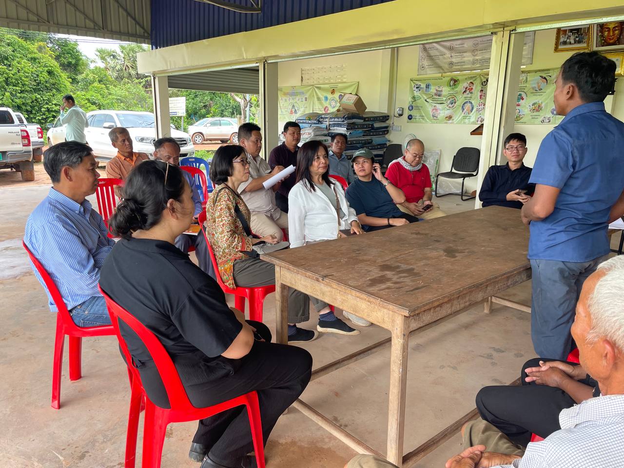 ក្រុមបេសកម្មវាយតម្លៃពាក់កណ្តាលគម្រោង របស់ធនាគារអភិវឌ្ឍន៍អាស៊ី និងក្រុមការងារអនុវត្តគម្រោង ACSEP បានពិនិត្យ និងវាយតម្លៃ សហគមន៍កសិកម្ម កន្តាំងបល្ល័ង្គរស្មី ស្ត្រីសាមគ្គី នៅ ខេត្តសៀមរាប