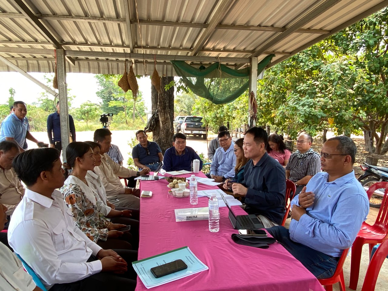 ចុះពិនិត្យទៅលើការអនុវត្តសកម្មភាពគម្រោង (ACSEP) នៅសហគមន៍កសិកម្មខ្ទុំ អ្នកប្រមូលទិញ-លក់ដំឡូងមី (សាយឡូ) និងសហគមន៍កសិកម្មស្រះឈូក ក្នុងខេត្តឧត្តរមានជ័យ