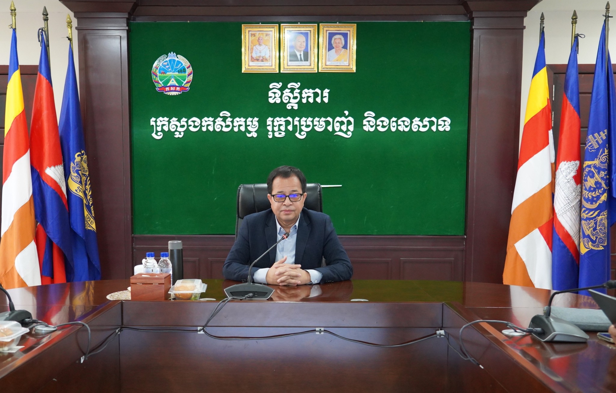 កិច្ចប្រជុំត្រួតពិនិត្យឡើងវិញនូវការអនុវត្តសកម្មភាពគម្រោង (AWPB 2026) ក្រោមអធិបតីភាព ឯកឧត្តមបណ្ឌិត សរ ចិត្រា អគ្គលេខាធិការនៃក្រសួងកសិកម្ម រុក្ខាប្រមាញ់ និងនេសាទ និងជានាយកគម្រោង ACSEP