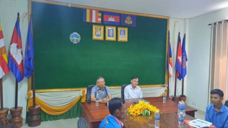 វគ្គសិក្ខាសាលាពង្រឹងសមត្ថភាពភា្នក់ងារសុខភាពសត្វភូមិក្នុងការគ្រប់គ្រងការផ្ទុះជំងឺបក្សី(មាន់) នៅសាលប្រជុំមន្ទីរកសិកម្ម រុក្ខាប្រមាញ់និងនេសាទខេត្តសៀមរាប